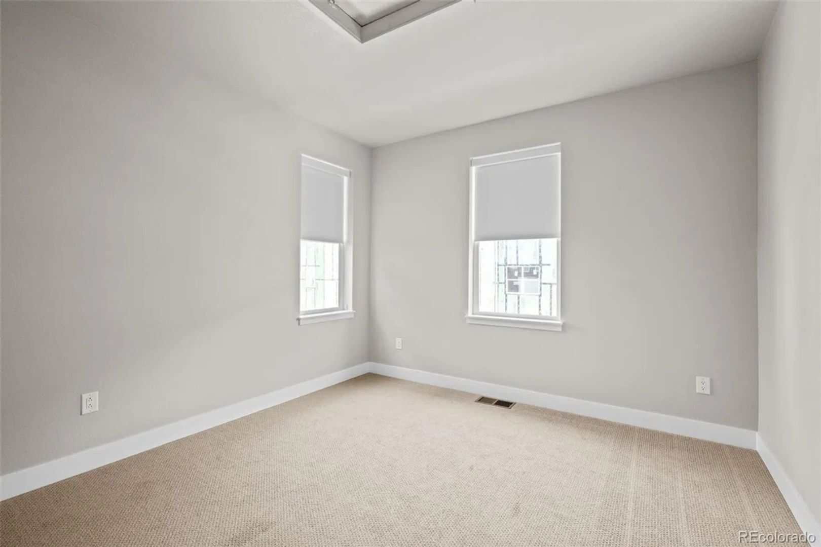 Building Photo - 1789 W 166th Ln