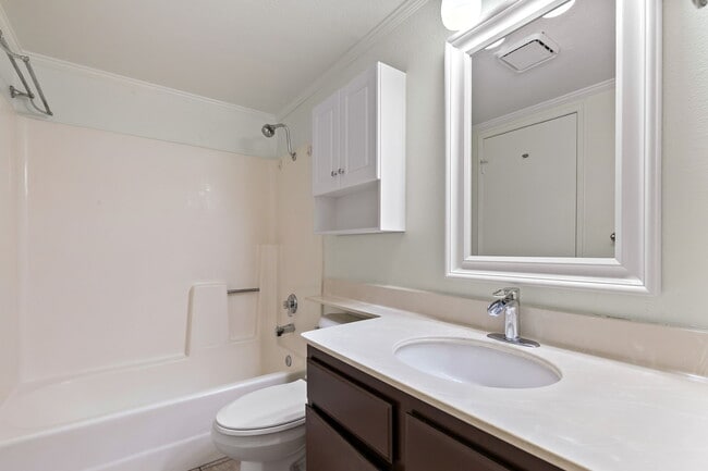 Building Photo - 1083 Shadowridge Dr