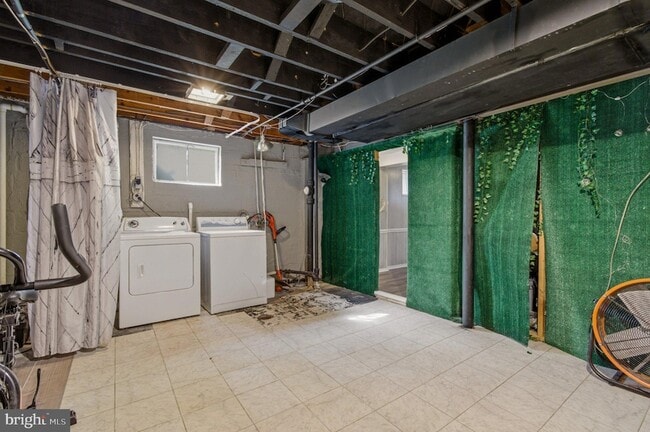 Building Photo - 4402 23rd Pkwy