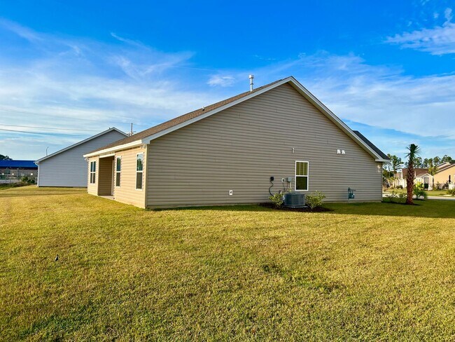 Building Photo - 232 Sage Cir