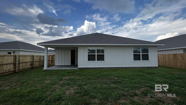 Building Photo - 17128 Muse St