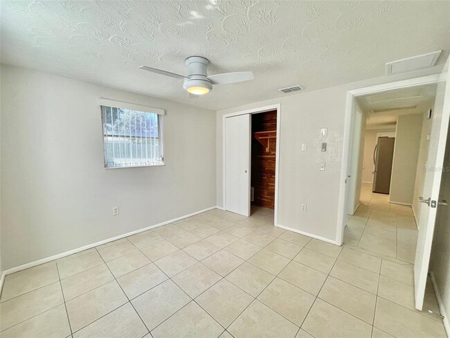 Building Photo - 5814 1st Ave