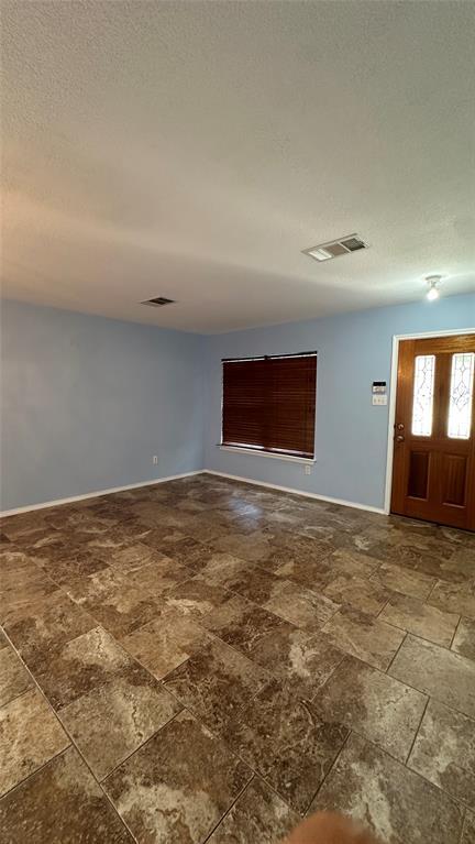 Building Photo - 13105 Lofton Cliff Dr