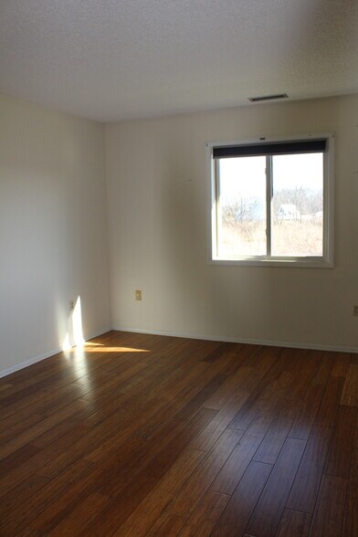 Building Photo - 812 Aspen Dr