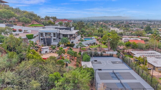 Building Photo - 5632 Camelback Canyon Dr