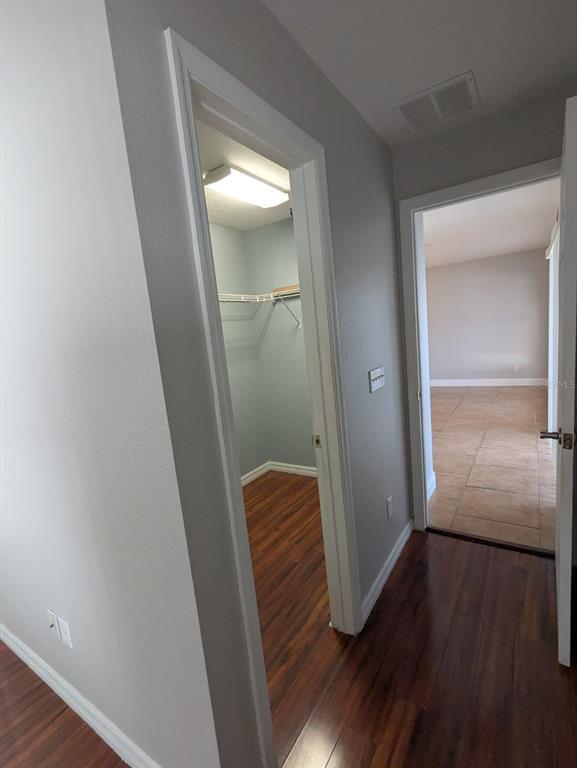 Building Photo - 1538 Algonkin Loop