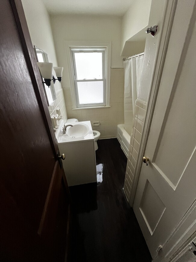 Building Photo - 7351 Clovernook Ave