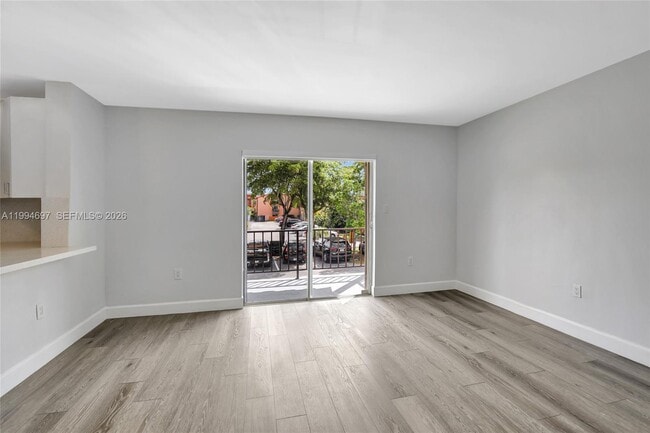 Building Photo - 7241 Miami Lakes Dr