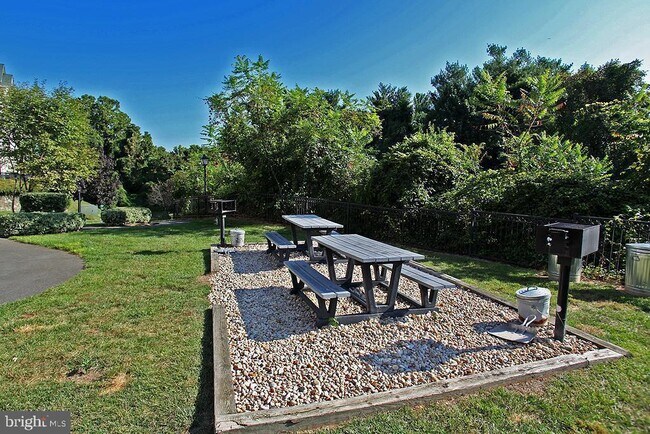 Building Photo - 1600 Spring Gate Dr.