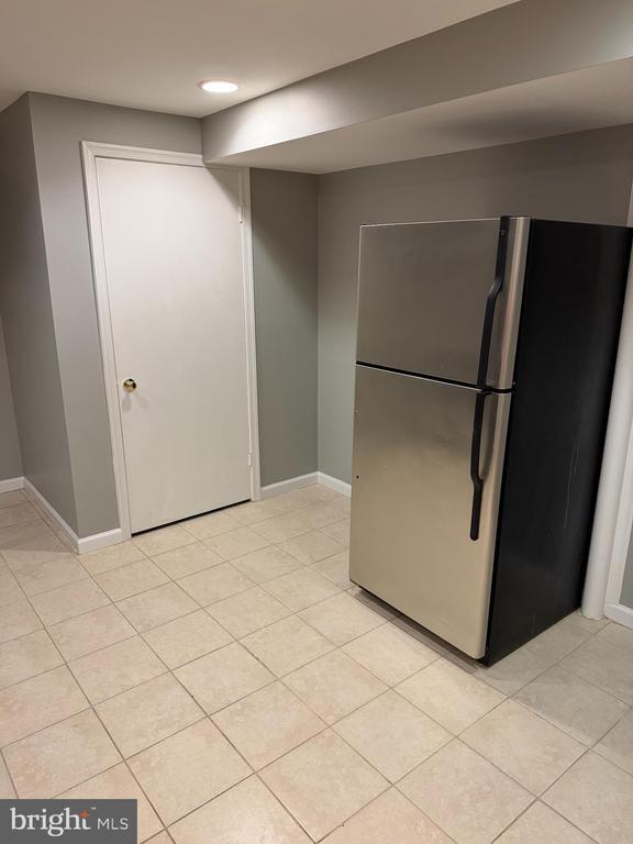 Building Photo - 1805 Arcola Ave