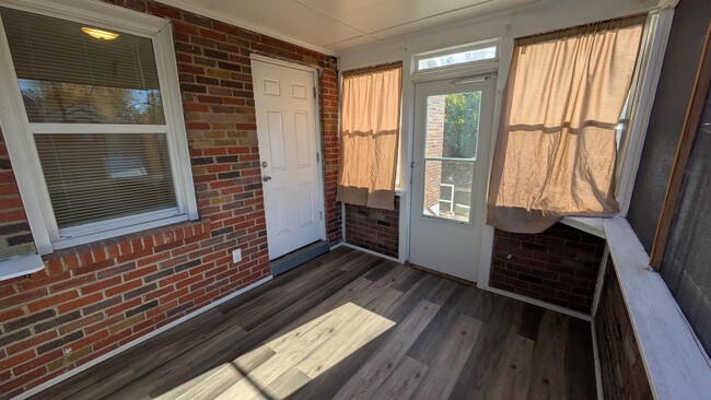 screened in porch - 8424 Korea Dr