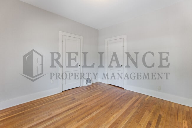 Building Photo - 448 N Fountain St