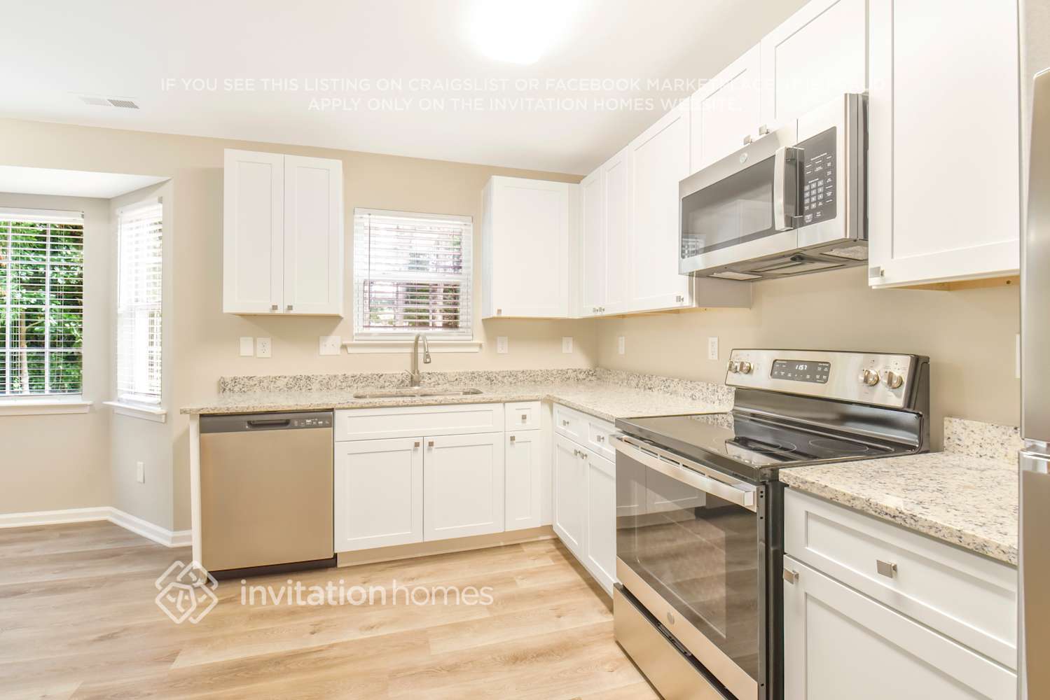 Building Photo - 8718 Holly Creek Ct