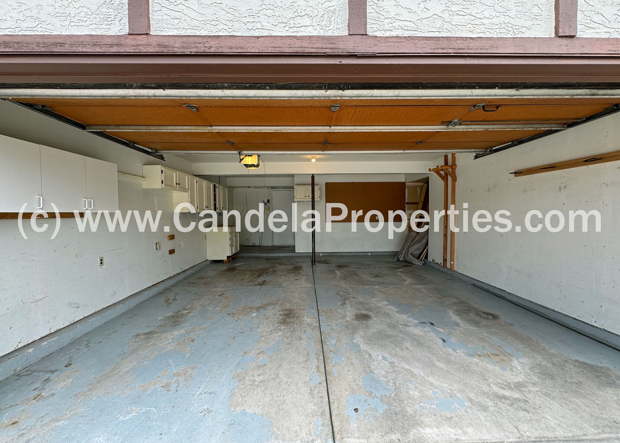 Building Photo - 8038 Horizon Dr