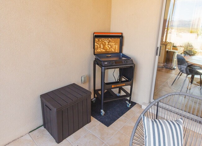 Building Photo - 1932 Sonoma Ranch Blvd