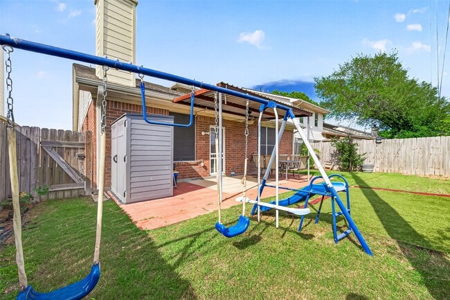 Building Photo - 20135 Golden Mesa Dr