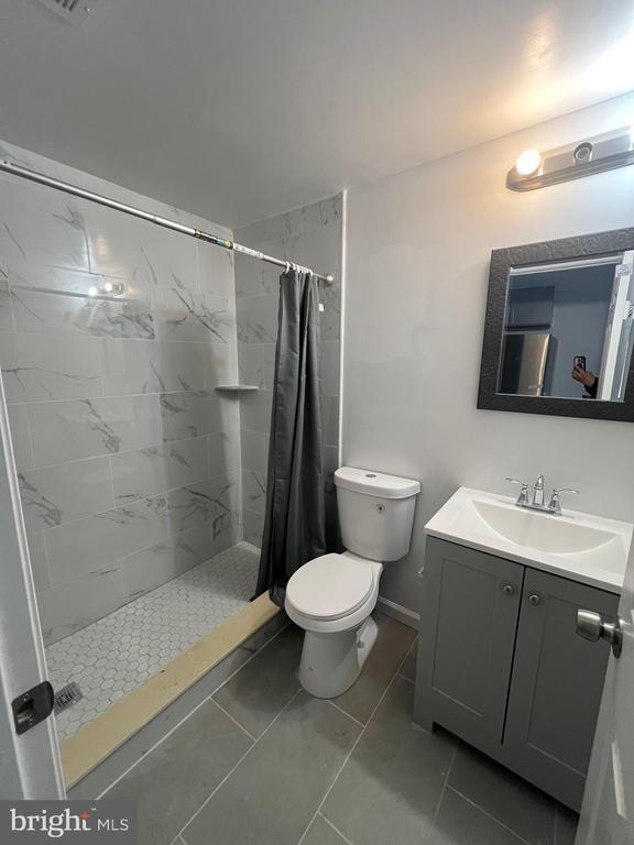 Building Photo - 4422 Locust St