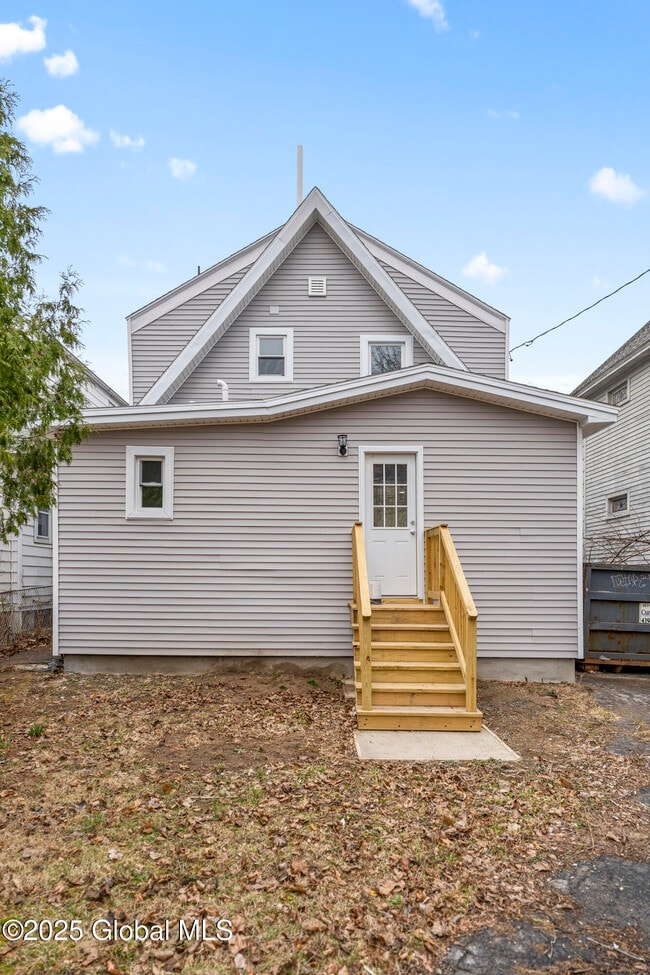 Building Photo - 38 W Erie St