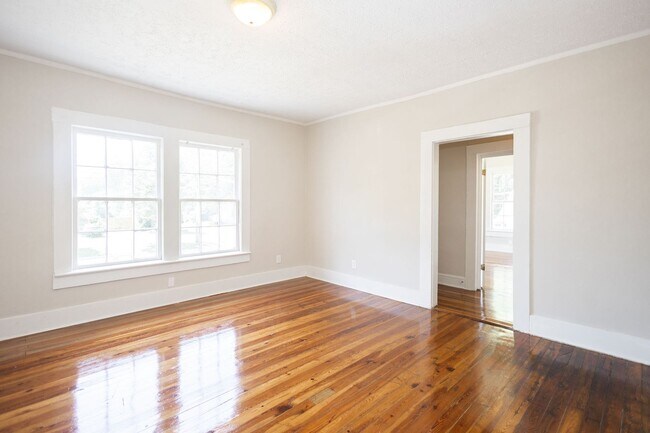 Building Photo - 116 N 14th St