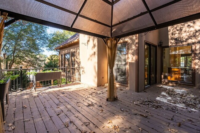 Building Photo - 3 Buckingham Ct