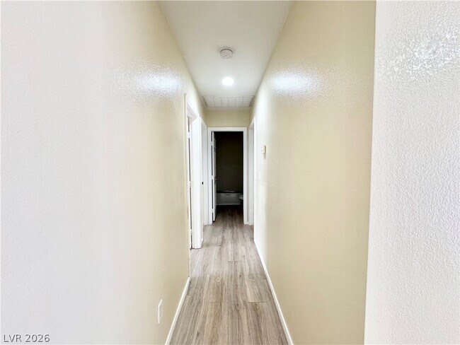 Building Photo - 1360 Bourbon St