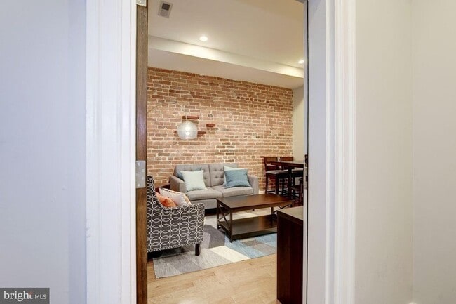 Building Photo - 1448 Harvard St NW