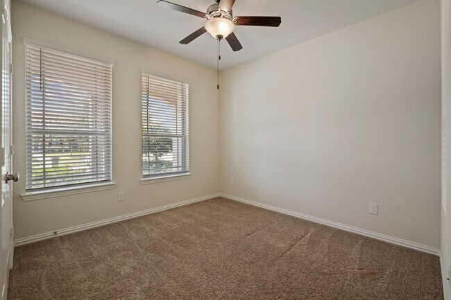 Building Photo - 16870 Olympic National Dr