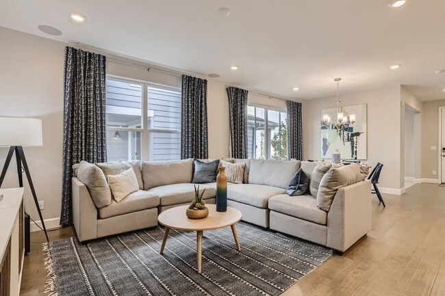 Building Photo - New 3 BDR Arvada Home Convenient to Everything