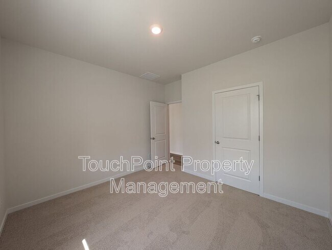 Building Photo - 3433 Austin Duncan Dr