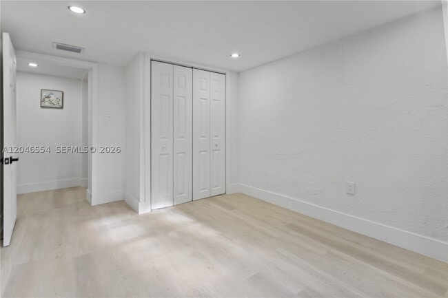 Building Photo - 171 W 13th St