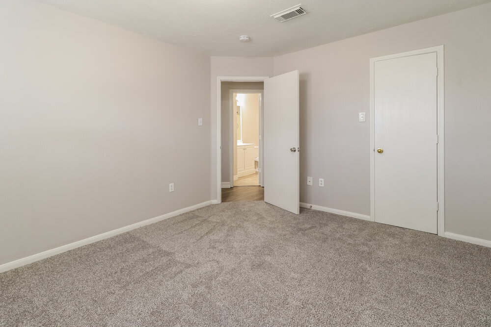 Building Photo - 3035 Cinnamon Glen Dr