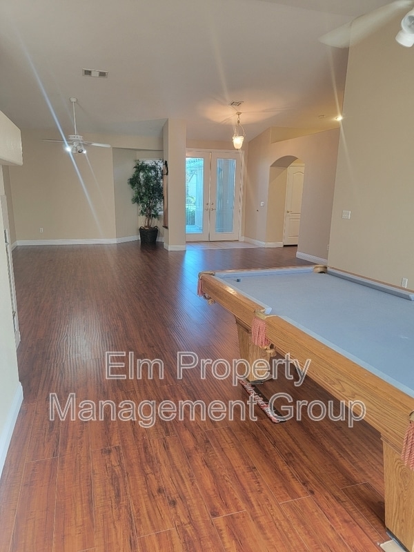 Building Photo - 1025 Trophy Club Dr