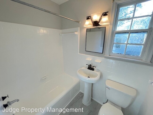 Building Photo - 2 br, 1 bath House - 1324 E. 53rd Street