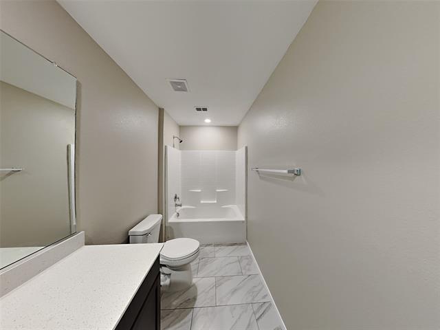 Building Photo - 340 Navidad Trail