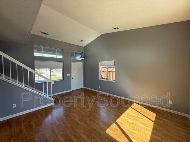 Building Photo - 1520 Andrew St