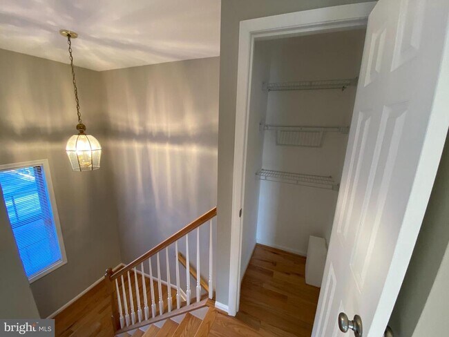 Building Photo - 9400 Candleberry Ct