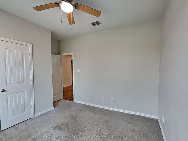 Building Photo - 14740 Rocky Face Ln
