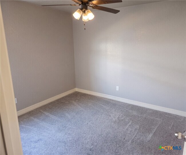 Building Photo - 1207 Liberation Ln