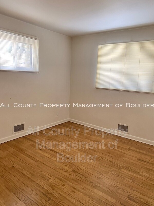 Building Photo - 260 30th St