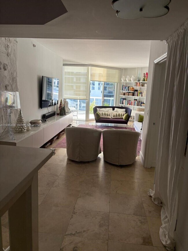 Building Photo - 4779 Collins Ave