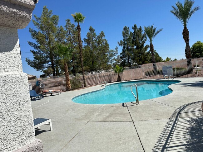 Building Photo - 2900 Soda Creek Ln