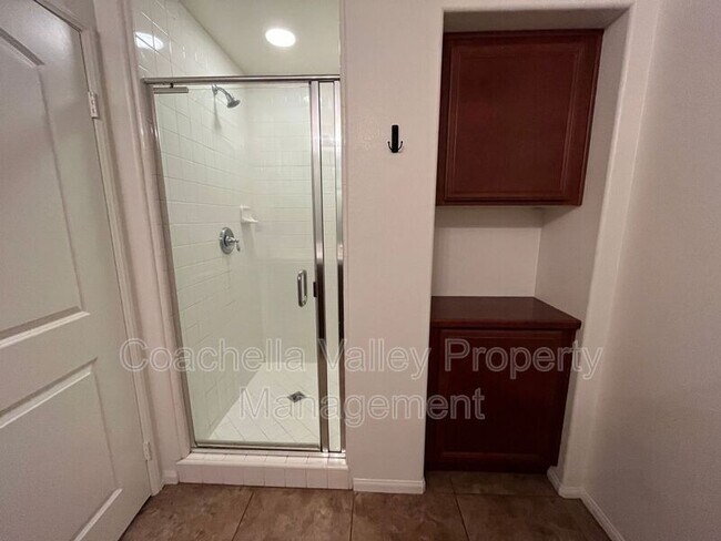 Building Photo - 235 Paseo Gregario