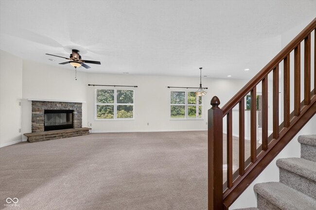 Building Photo - 793 N Crystal Dr