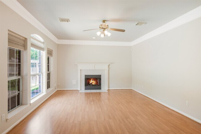 Building Photo - 3410 Santa Isabel Ct