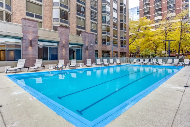 Building Photo - 1122 N Dearborn St