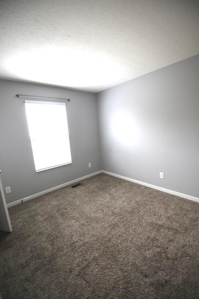 Building Photo - 4400 Greensbury Dr