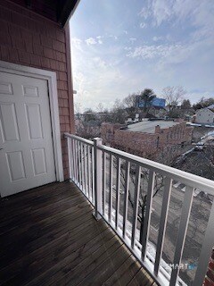 Building Photo - 25 Adams Ave