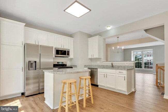 Building Photo - 13011 Cordelia Ct
