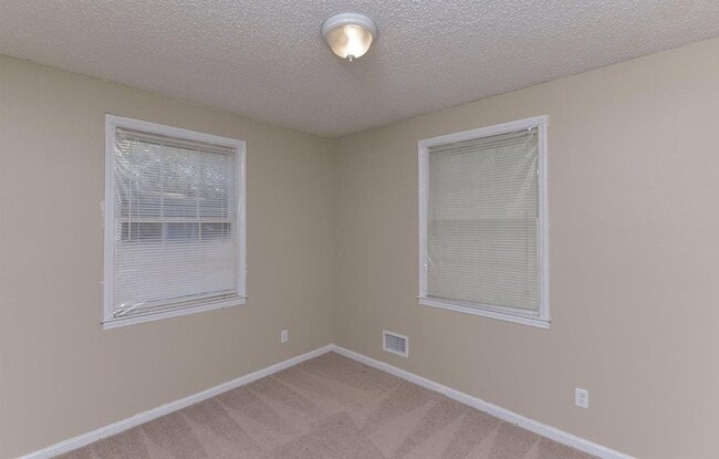 Building Photo - 1961 Haviland Cir