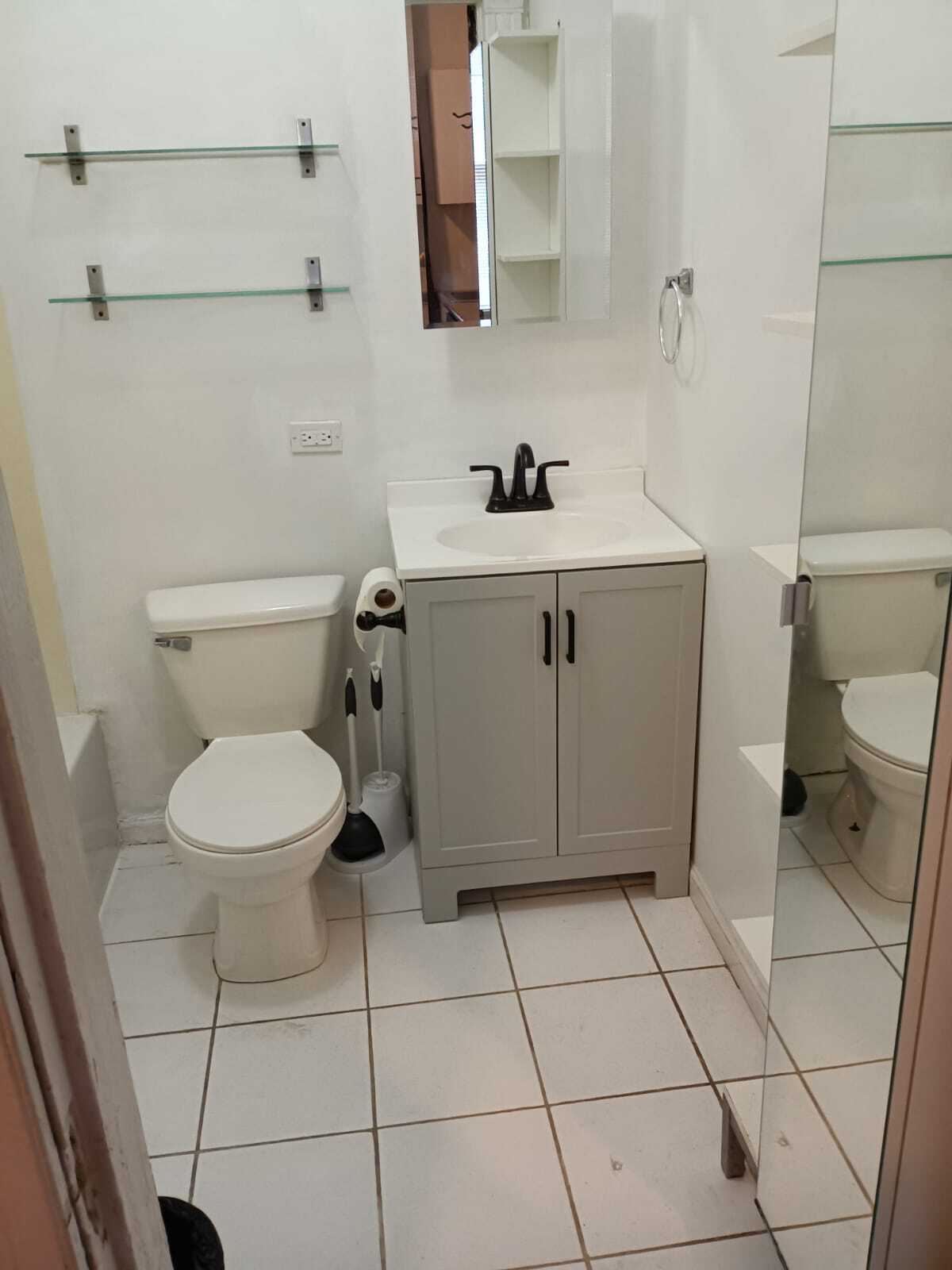 Just renovated bath - 1507 N Elston Ave